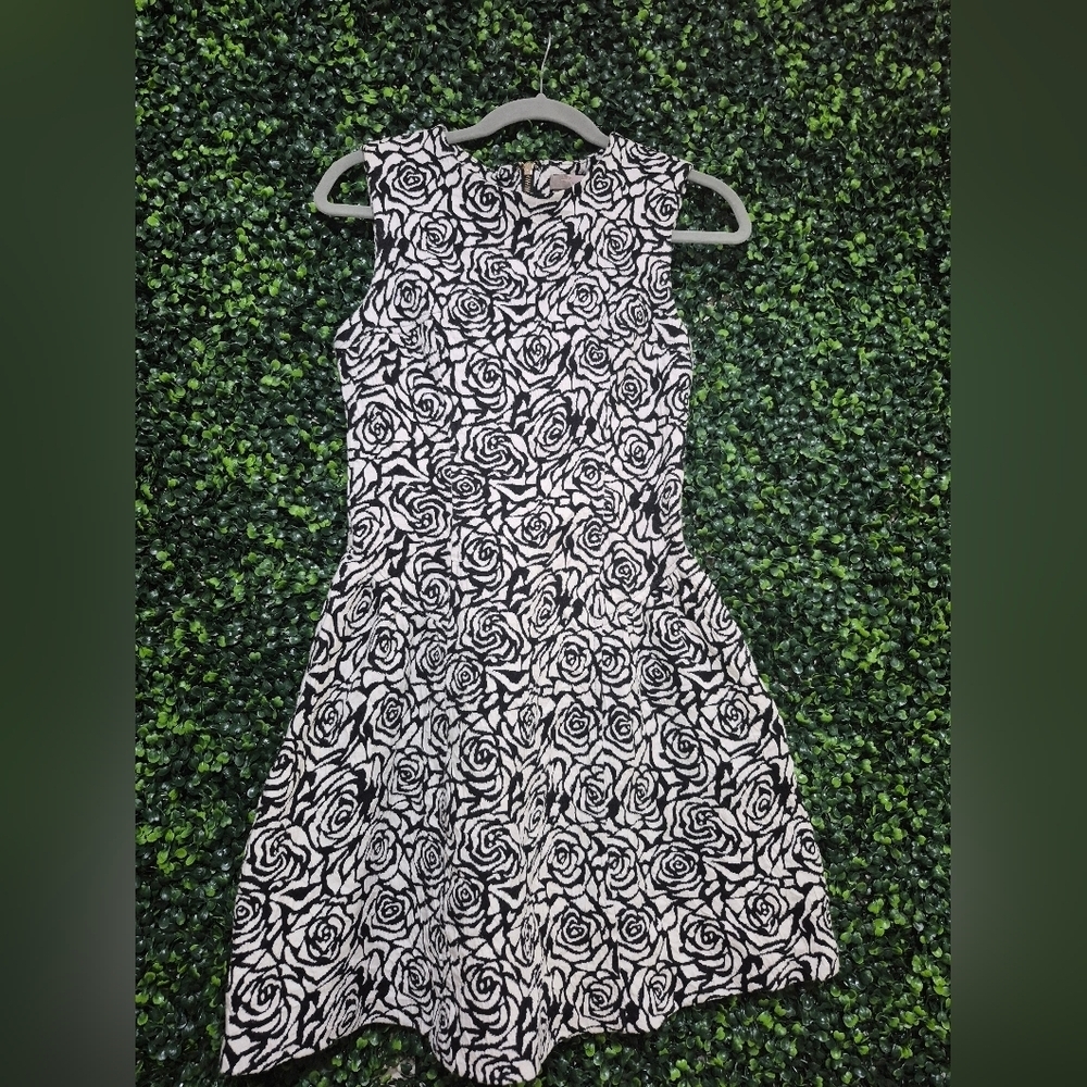 Floral Black and White Sleeveless Dress